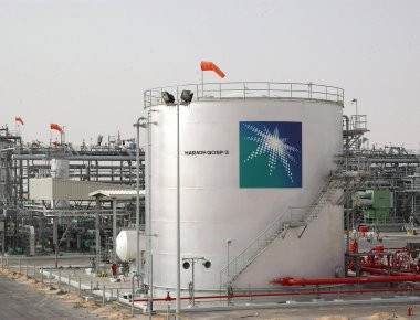 Aramco: Σχεδιάζει το μεγαλύτερο ναυπηγείο στον Κόλπο